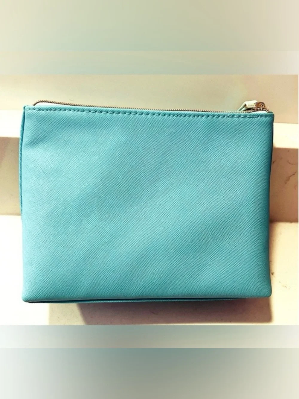 La Mer Cosmetic Makeup Bag — Robin Egg Blue | NWOT
